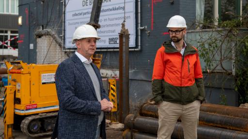 Eerste heipaal geslagen project De Burmandwarsstraat