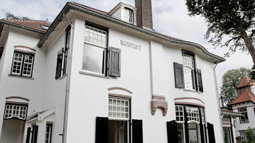 Van Kantoor villa naar Woonhuis 