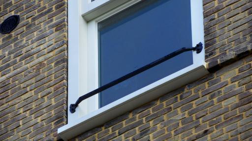 34 woningen en winkel Molukkenstraat Amsterdam